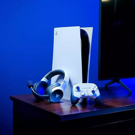 Razer Wolverine V2 - Wired Gaming Controller: White (PS5)